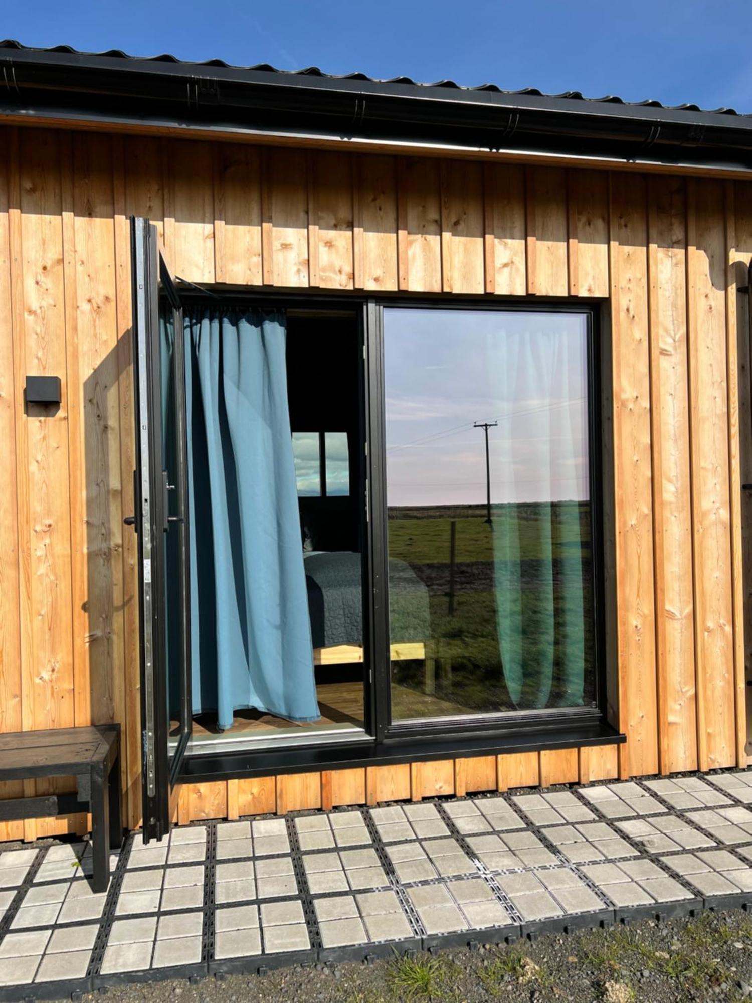 Sleeping With The Horses Apartment Hvolsvollur ภายนอก รูปภาพ